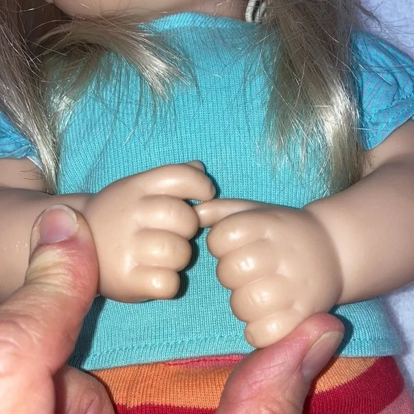 Retired American girl itty baby long blonde hair - Picture 4 of 11